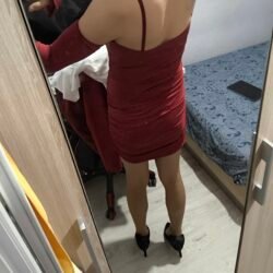 1000068744